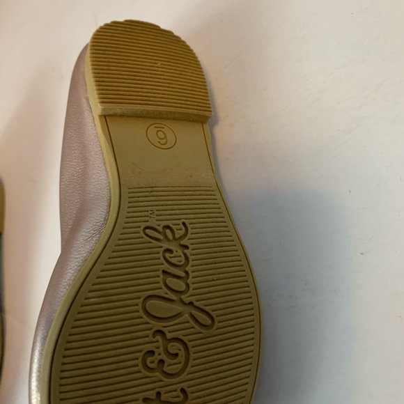 Cat & Jack Rose Gold Little Girl’s - Picture 7 of 7